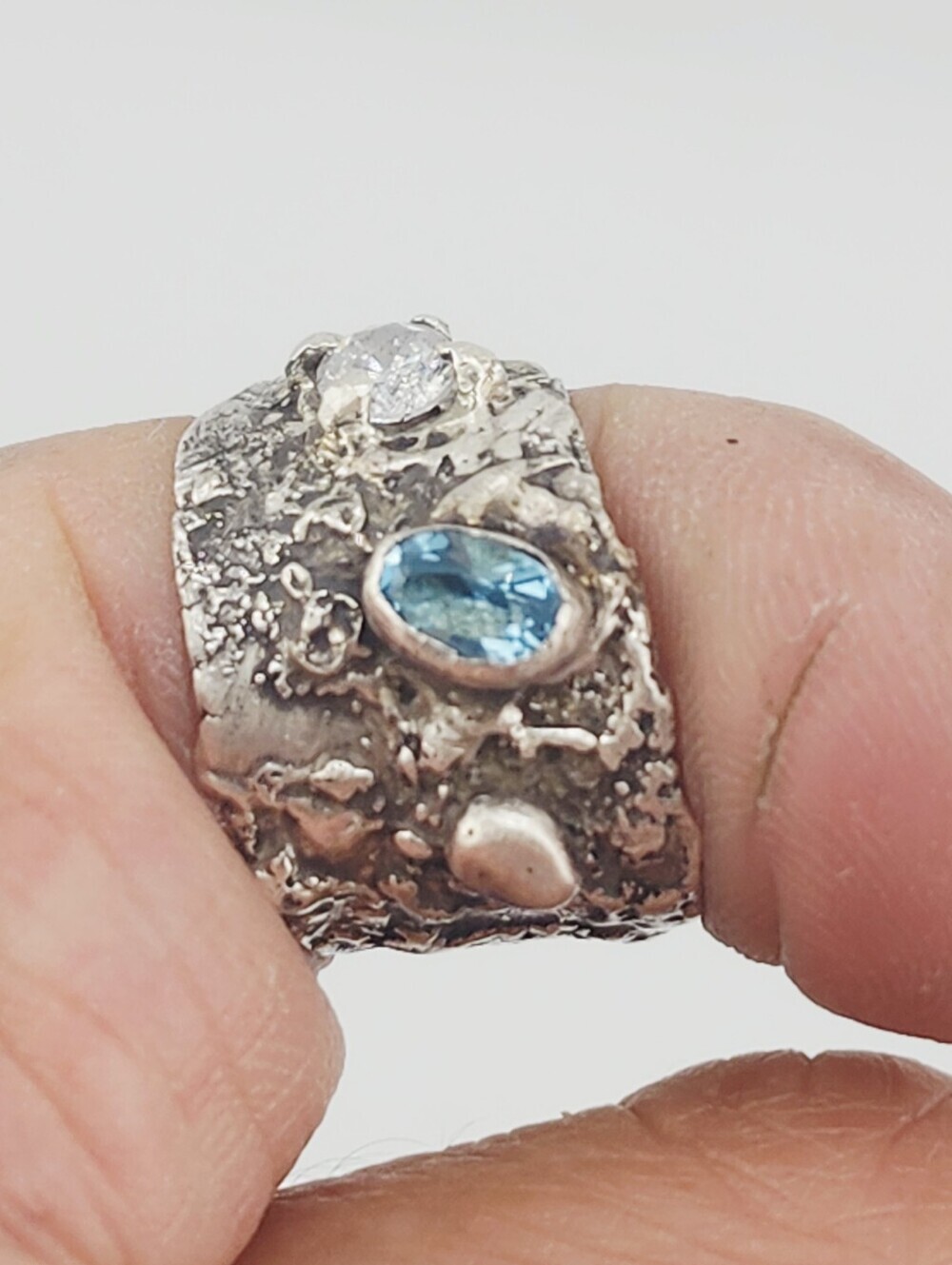 TOPAZ IN BLUE & CLEAR ZIRCORNIA. RAW DESIGN RING 925 STERLING SILVER SIZE 7.5